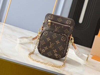 M80746 Monogram Crossbody Pochette Chain Bag Hand Bag Shoulder Bag Brow
