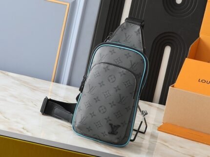 louis Vuitton Avenue Slingbag PM Monogram eclipse Shoulder bag